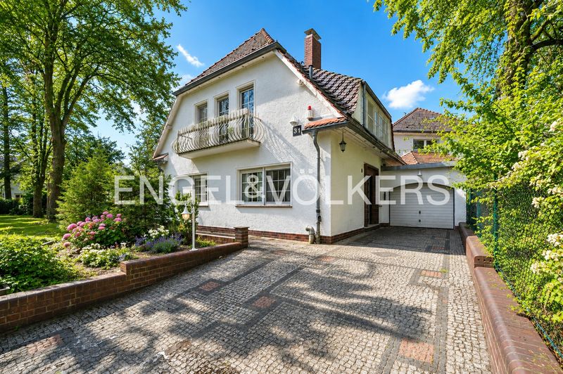 Ihr Traum vom Wohnen in Dahlem – Charakterhaus mit großem Garten und einzigartigem Entwicklungspo...